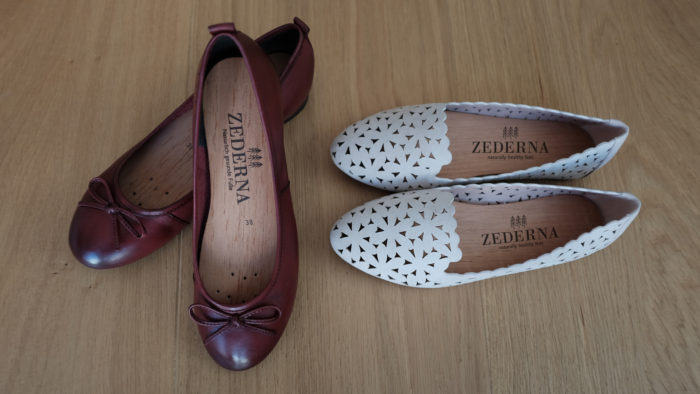 Cedar wood shoe insoles for flats